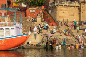 varanasi Car rental 