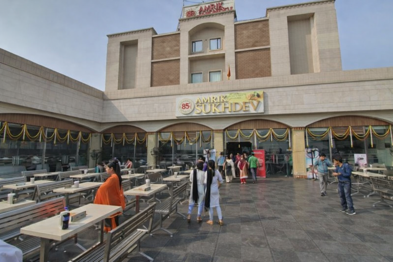 Murthal – Best Places to Visit Near Delhi at Night for Food Lovers